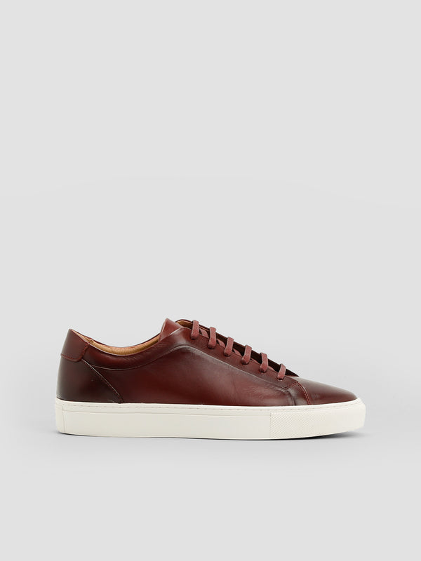 Ivan Sneakers (Wine)