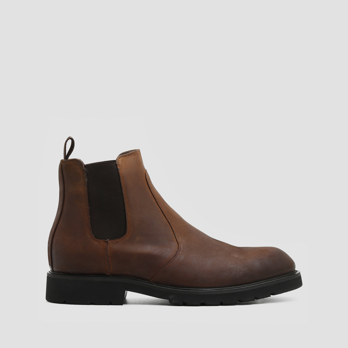 Born Mens Julian Chelsea Boots Size 9.5 Brown Leather Pull On Lug Sole Plain Toe Julius Cognac Calf Chelsea Boot main image 2