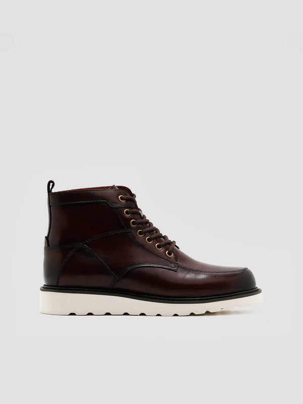 Reed Lace Up Boots (Wine)