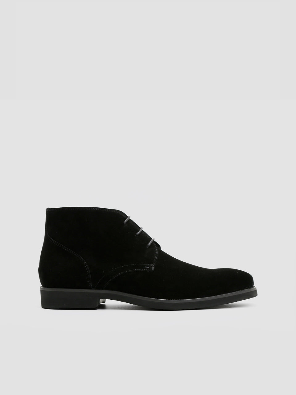 Thompson Suede Chukka Boots